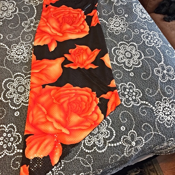 Strapless sexy dress from cache - Picture 4 of 6